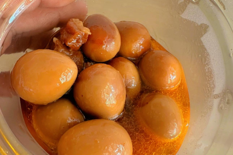 Thịt kho trứng ăn thế nào để tốt cho sức khỏe?