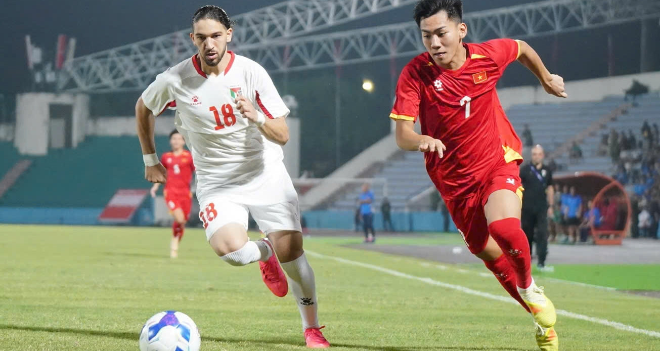 U20 Việt Nam thất bại đầy tiếc nuối trước U20 Palestine