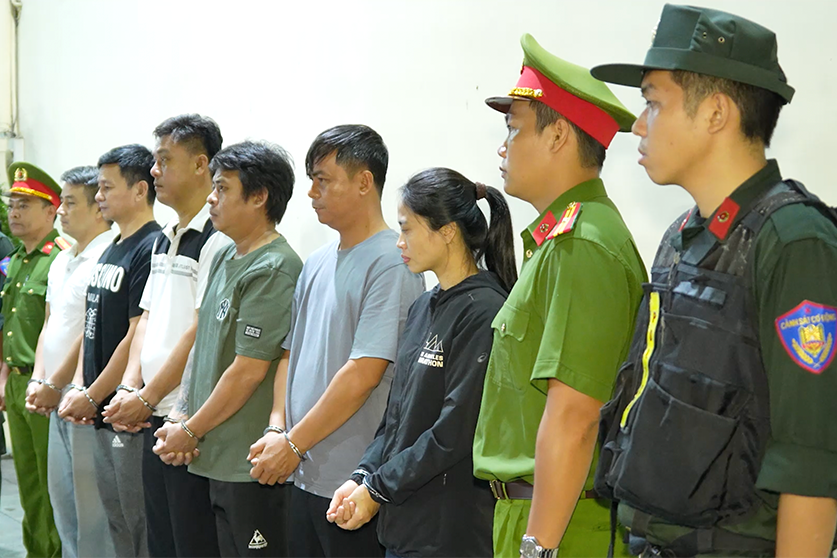 Bắt băng nhóm đòi nợ thuê núp bóng Công ty Công Danh ở TPHCM