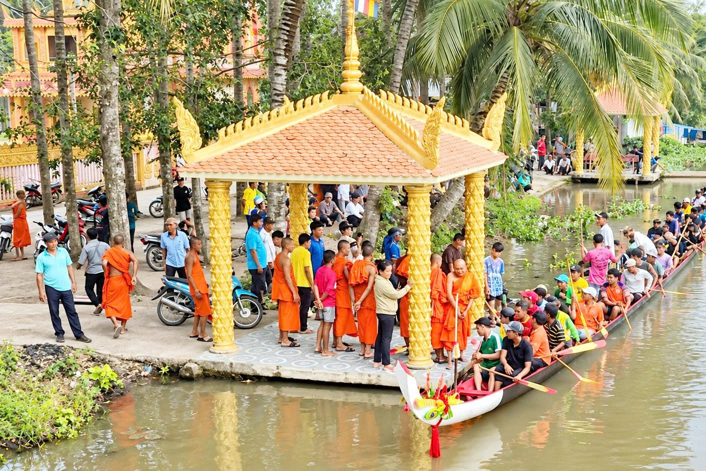 Ghe Ngo 176 năm tuổi trở lại đường đua, nối nhịp văn hóa Khmer