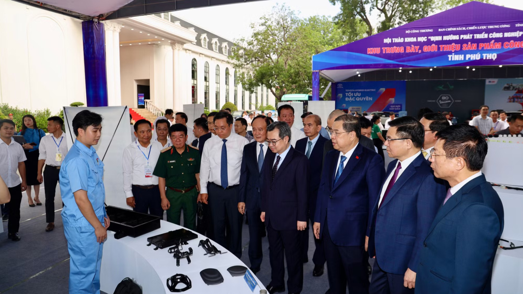 hoi thao 309.jpg