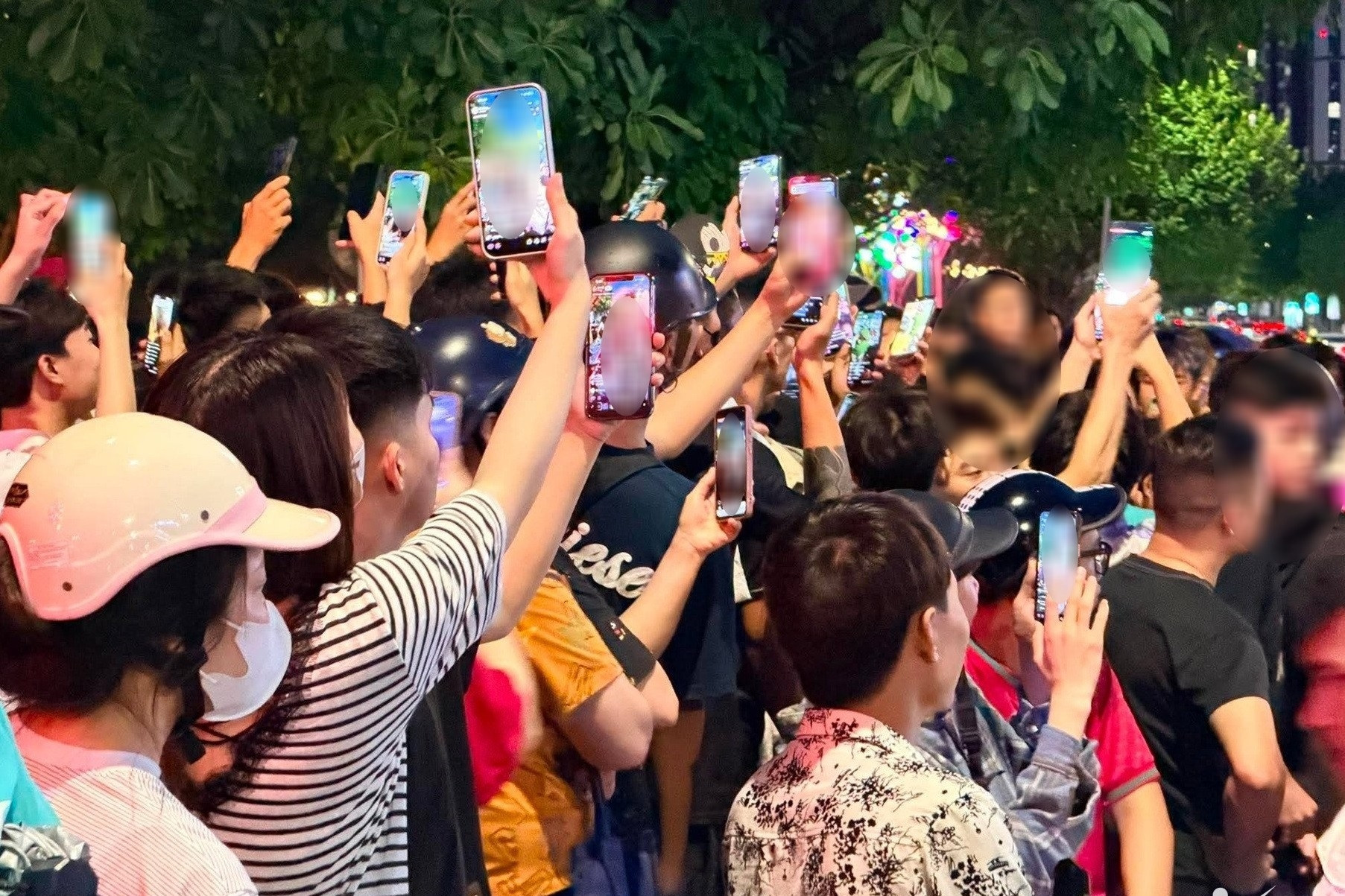Livestream cảnh đánh nhau, không trực tiếp tham gia vẫn có thể bị phạt tù?