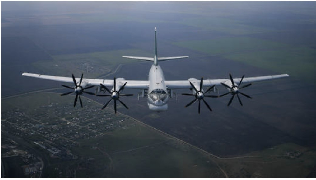 Máy bay ném bom chiến lược Tu-95. Ảnh: Sputnik