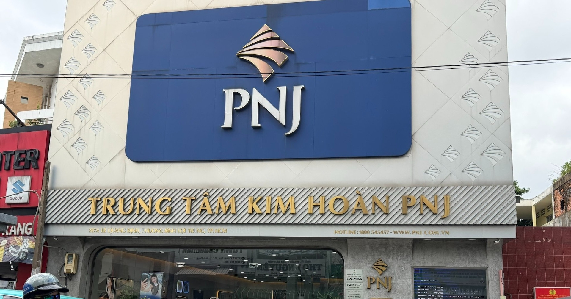 PNJ rút ngắn thời gian trả tiền mua lại vàng, riêng kim cương vẫn 120 ngày