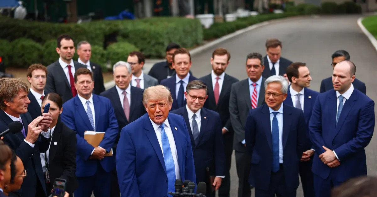 Tổng thống Trump ký sắc lệnh đổi tên trí tuệ nhân tạo