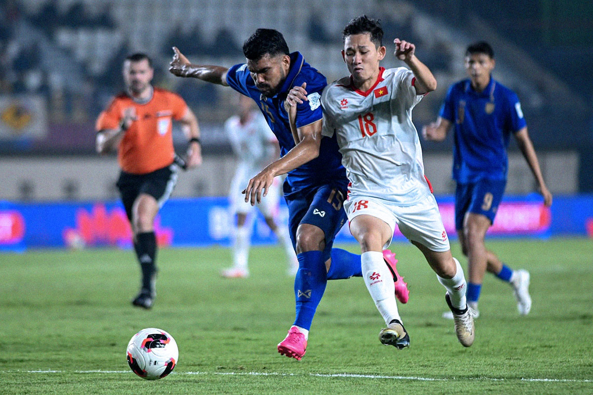 Viet Nam Thai Lan FIFA Cup.jpg
