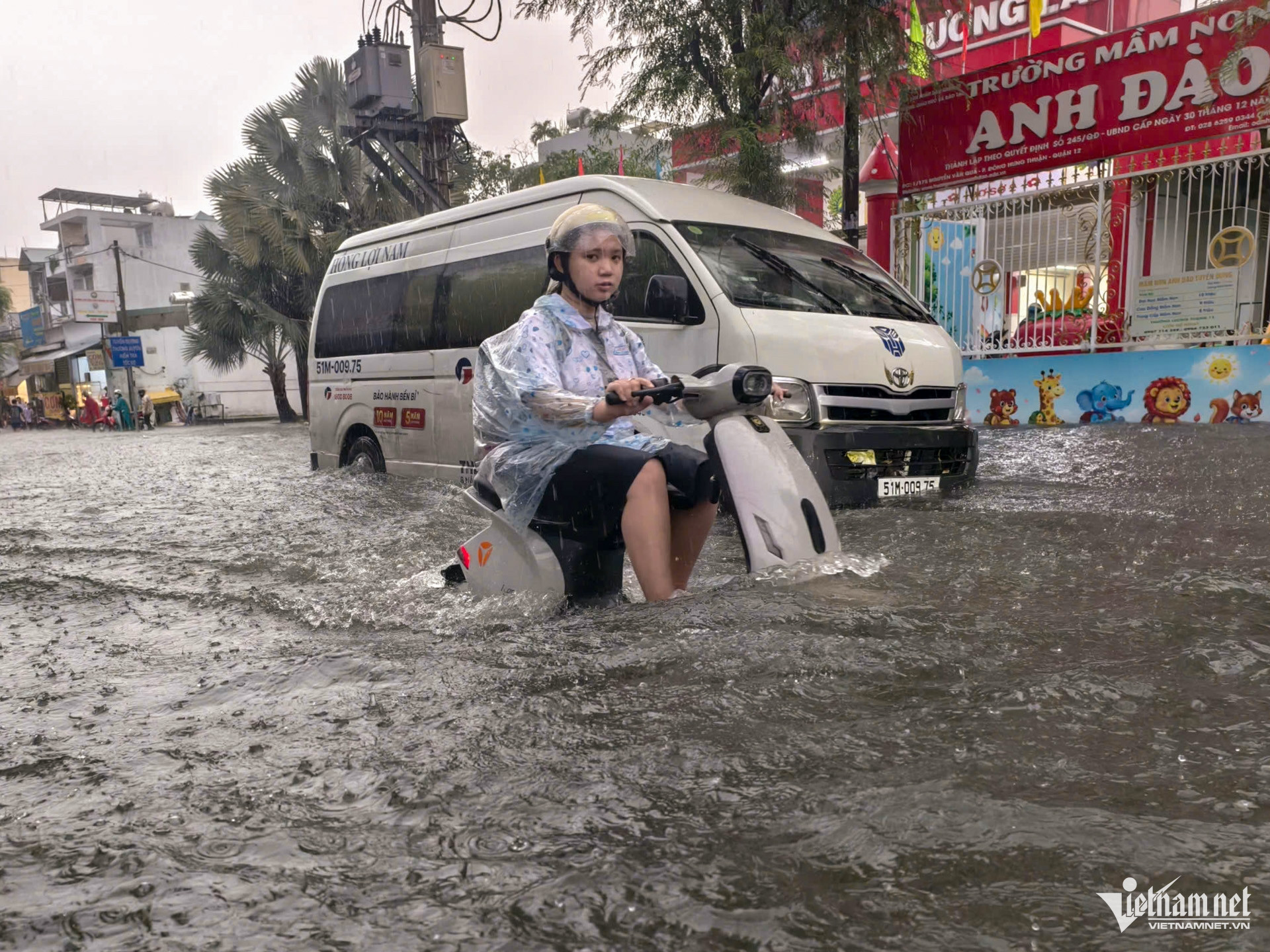 W-Ngập 30 9  Tuấn Hùng 15.jpg