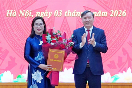 Bà Đinh Thị Mai giữ chức Phó Chủ tịch Viện Hàn lâm Khoa học xã hội Việt Nam