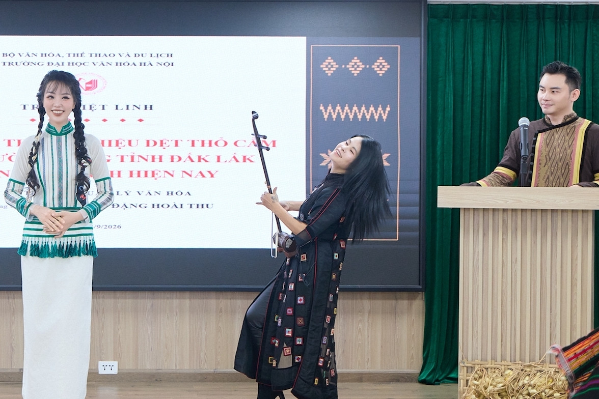 BTV Thụy Vân, hoa hậu Ngọc Hân có mặt trong ngày vui của MC Mạnh Khang