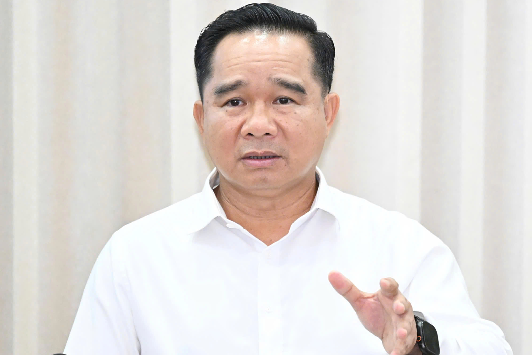 Chủ tịch UBND TPHCM: 'Không ngủ quên trên vòng nguyệt quế'