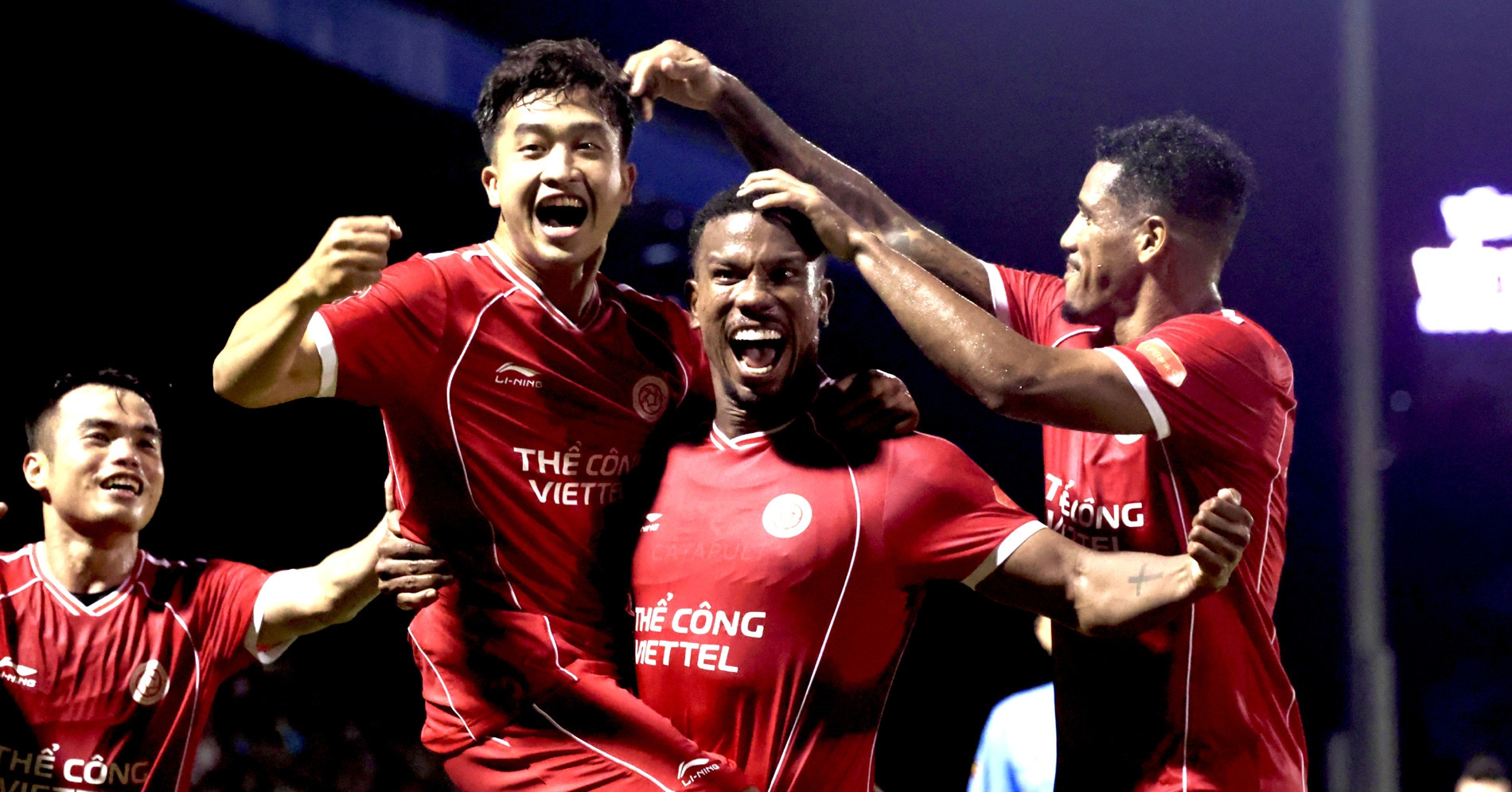 Công Phượng dự bị, Đồng Nai thua Thể Công Viettel trận ra quân V-League
