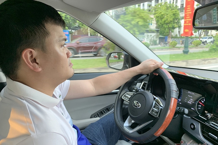 Đường cao tốc không ngừng mở rộng, nhưng lái xe trên đó càng khó và áp lực hơn
