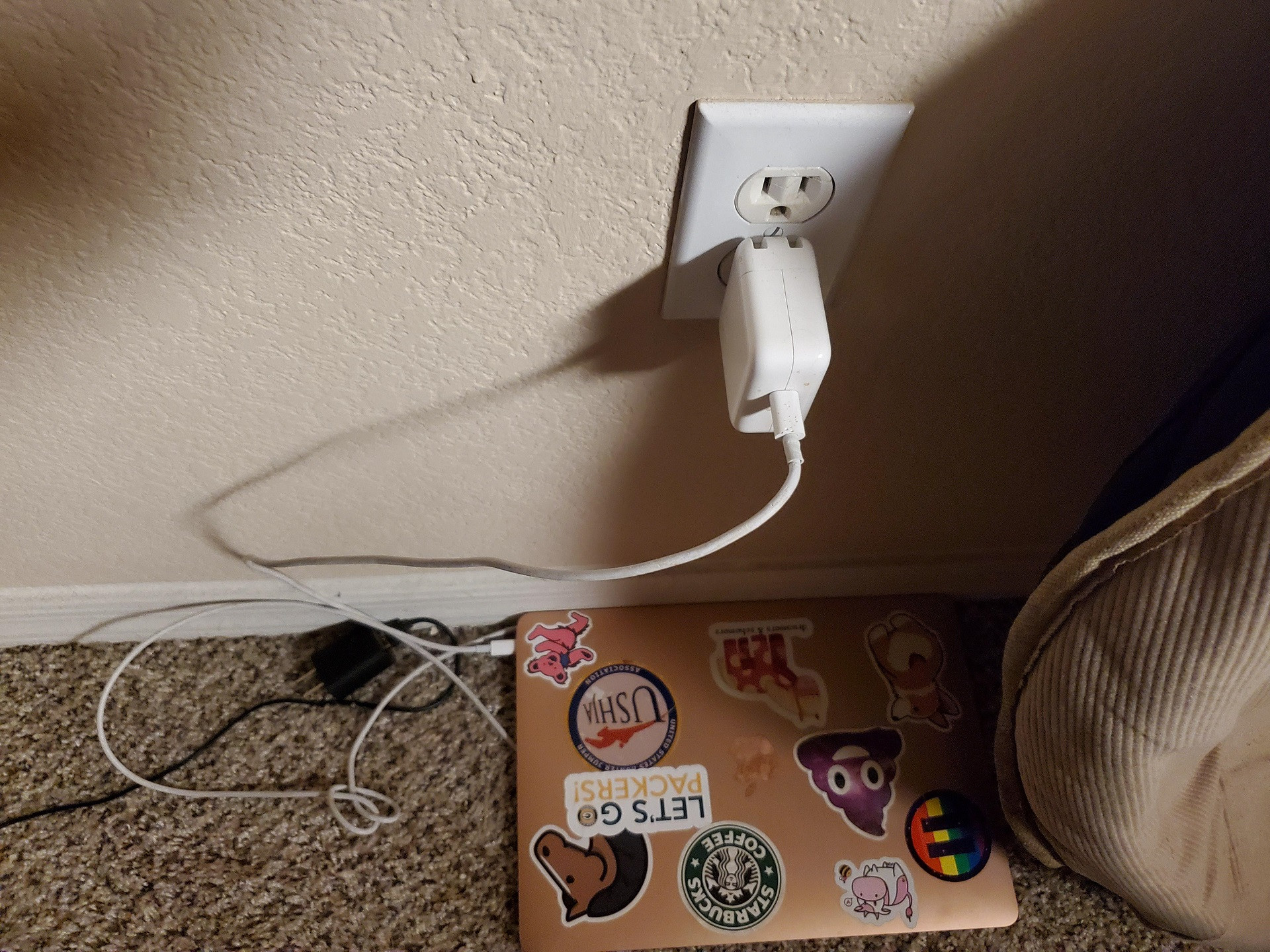 sạc điện thoại reddit