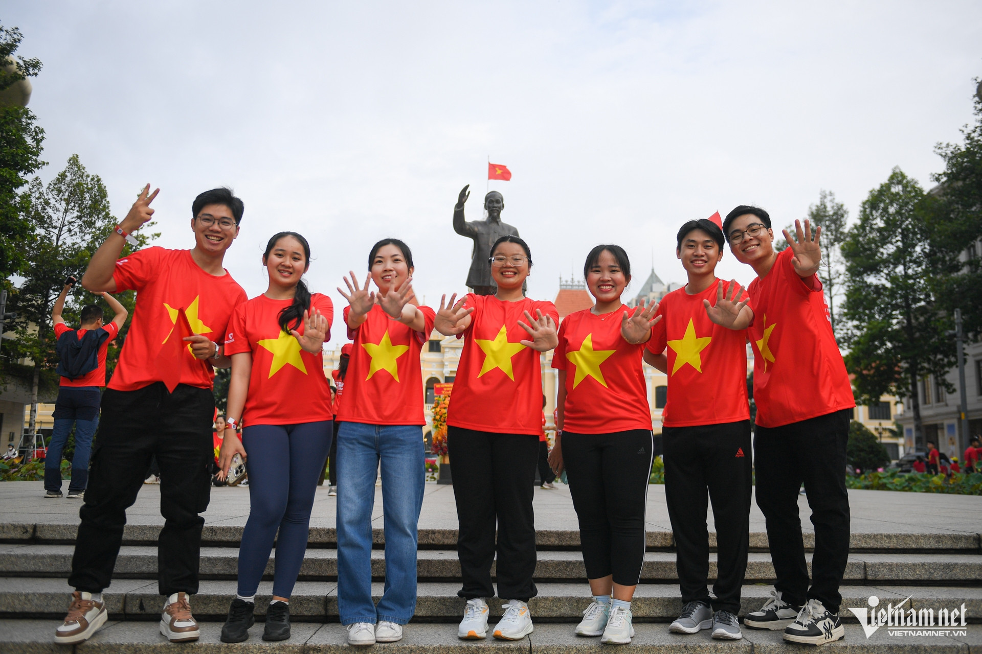 https://static-images.vnncdn.net/vps_images_publish/000001/000003/2026/9/4/w-duong-pho-tphcm-17-2547-2847.jpg