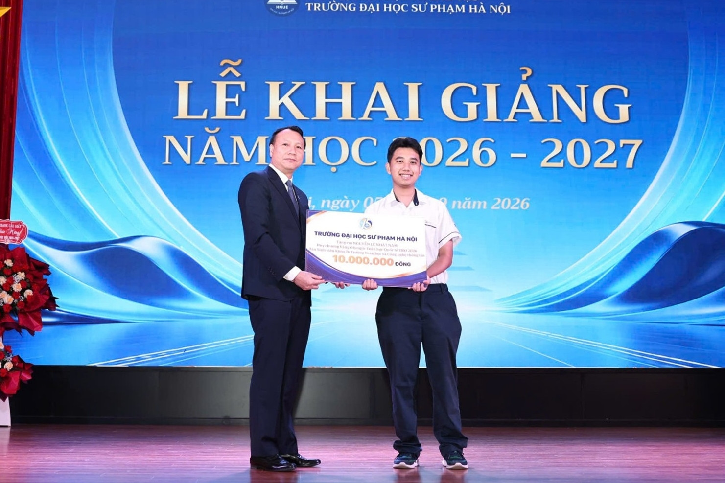 13 học sinh đạt giải Nhất quốc gia nhập học Trường ĐH Sư phạm Hà Nội