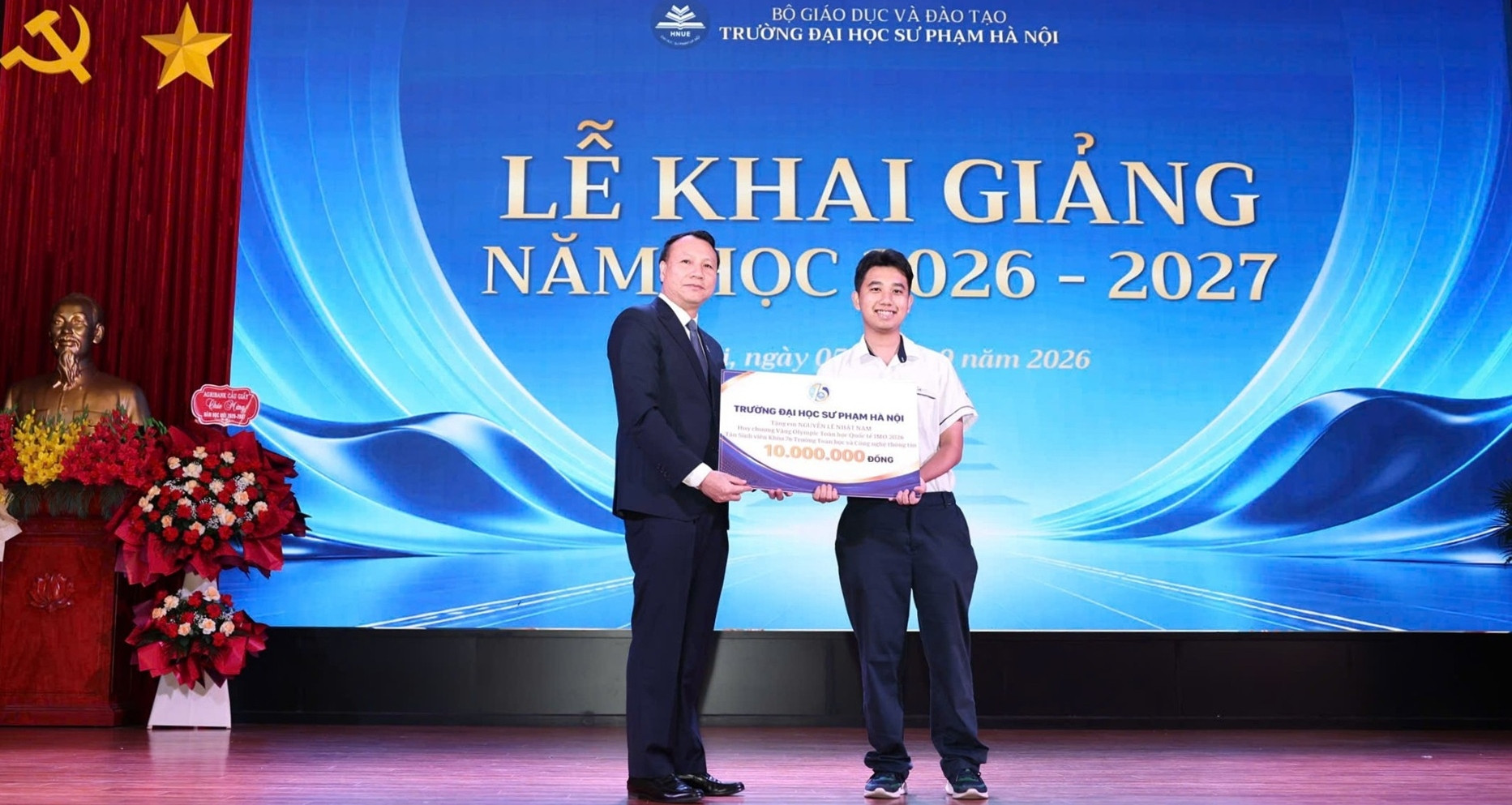 13 học sinh đạt giải Nhất quốc gia nhập học Trường ĐH Sư phạm Hà Nội