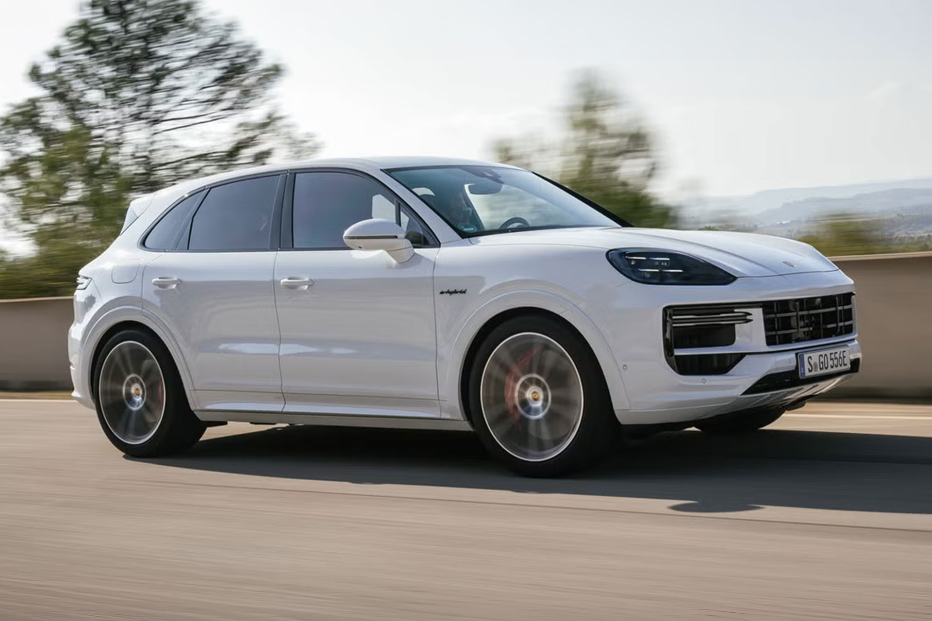 2024 porsche cayenne turbo e hybrid 119 652e9b3ba9149.jpg