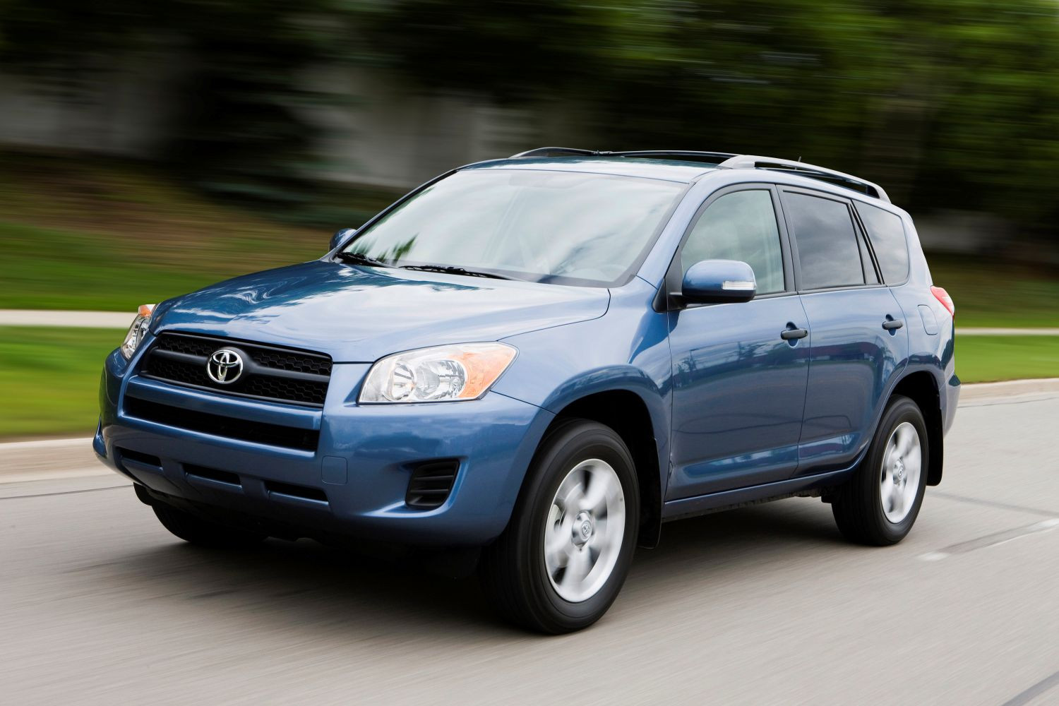 264099_2009_RAV4.jpg