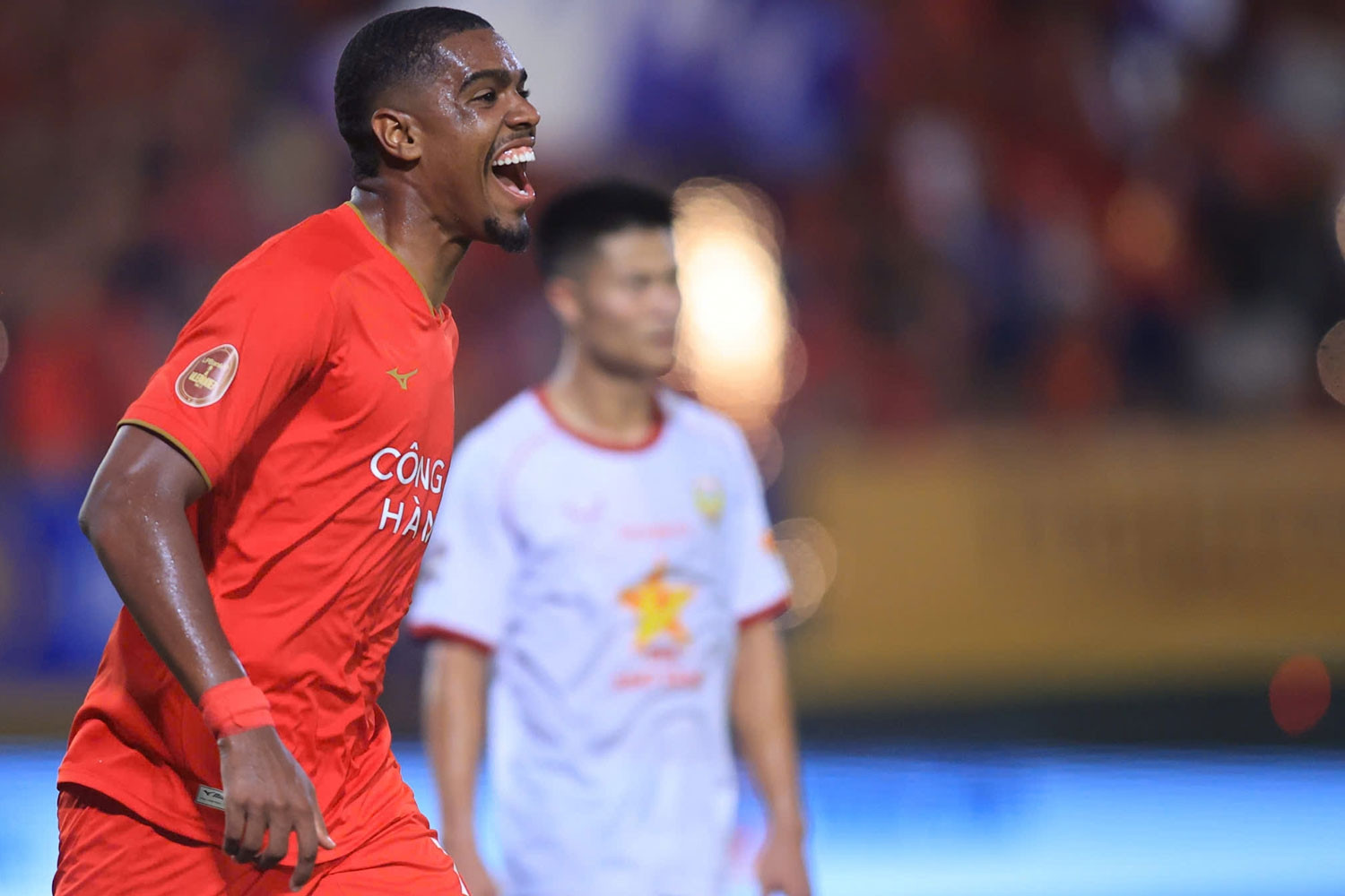 CAHN thắng kịch tính Hà Tĩnh ở trận ra quân V-League 2026/27