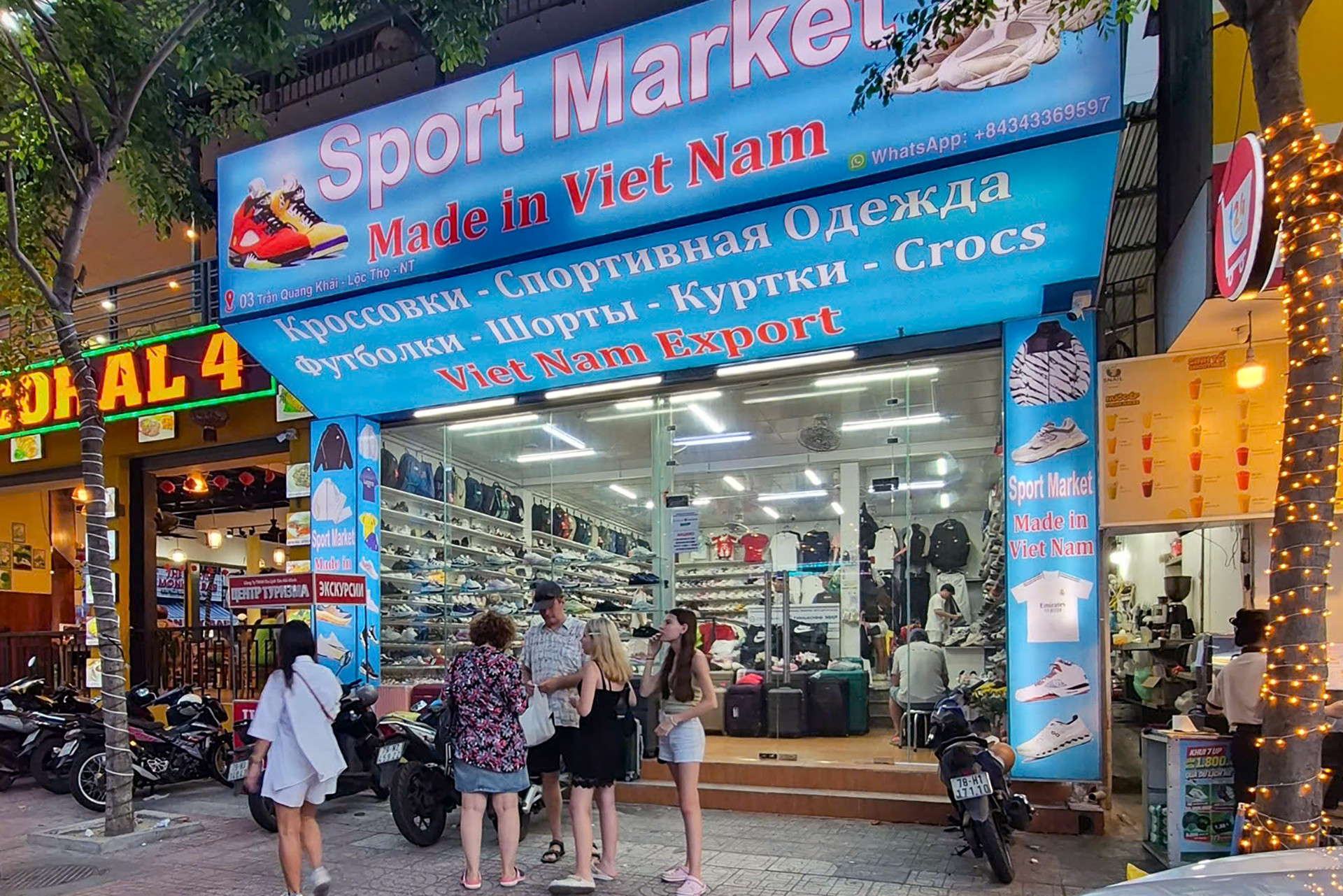 cua hang 1.jpg