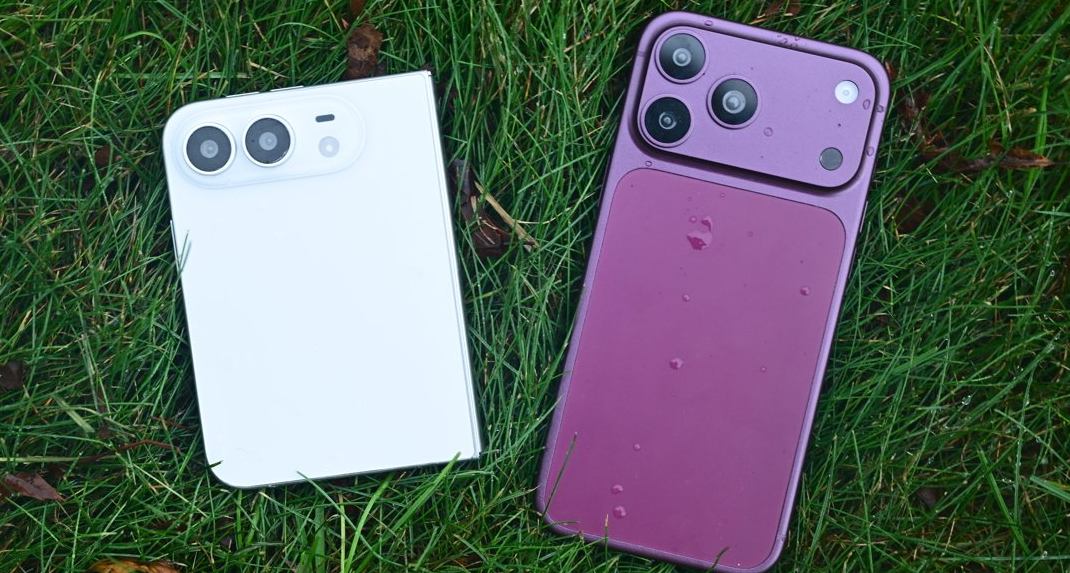 Đây có phải iPhone 18 Pro và iPhone Ultra, thiết kế màn hình gập gây "choáng"?