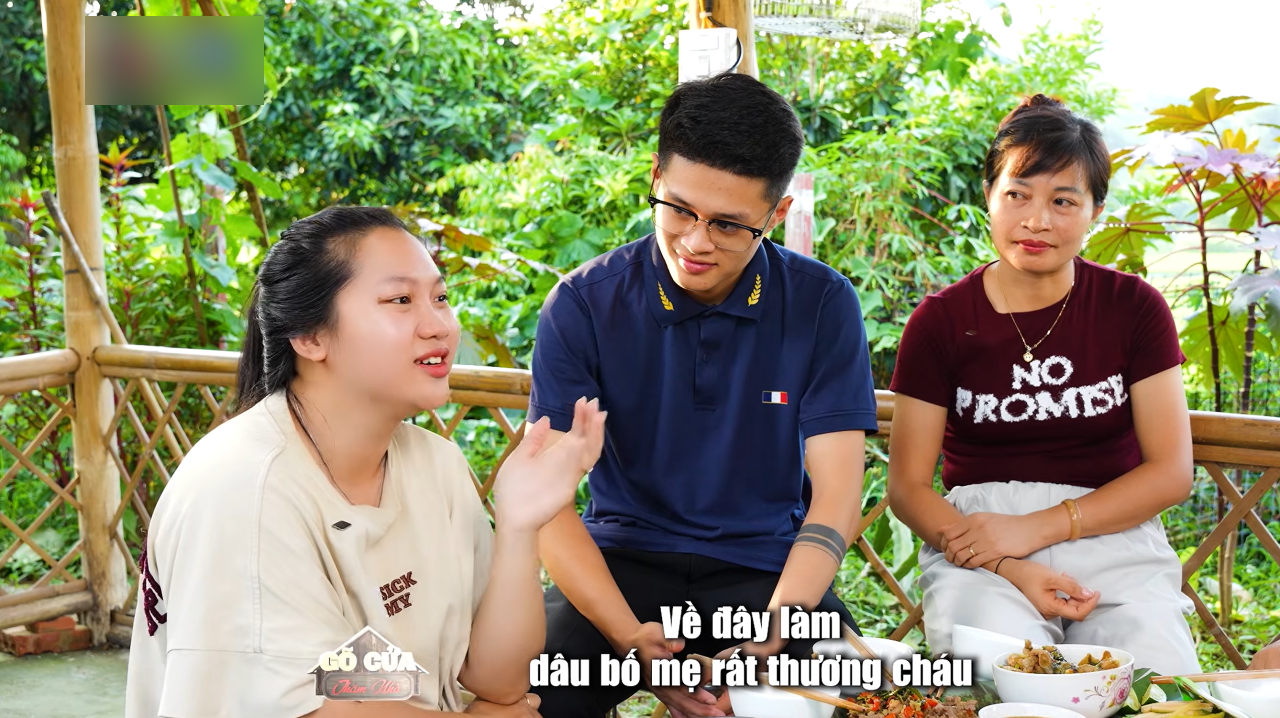 go-cua-tham-nha-3.png