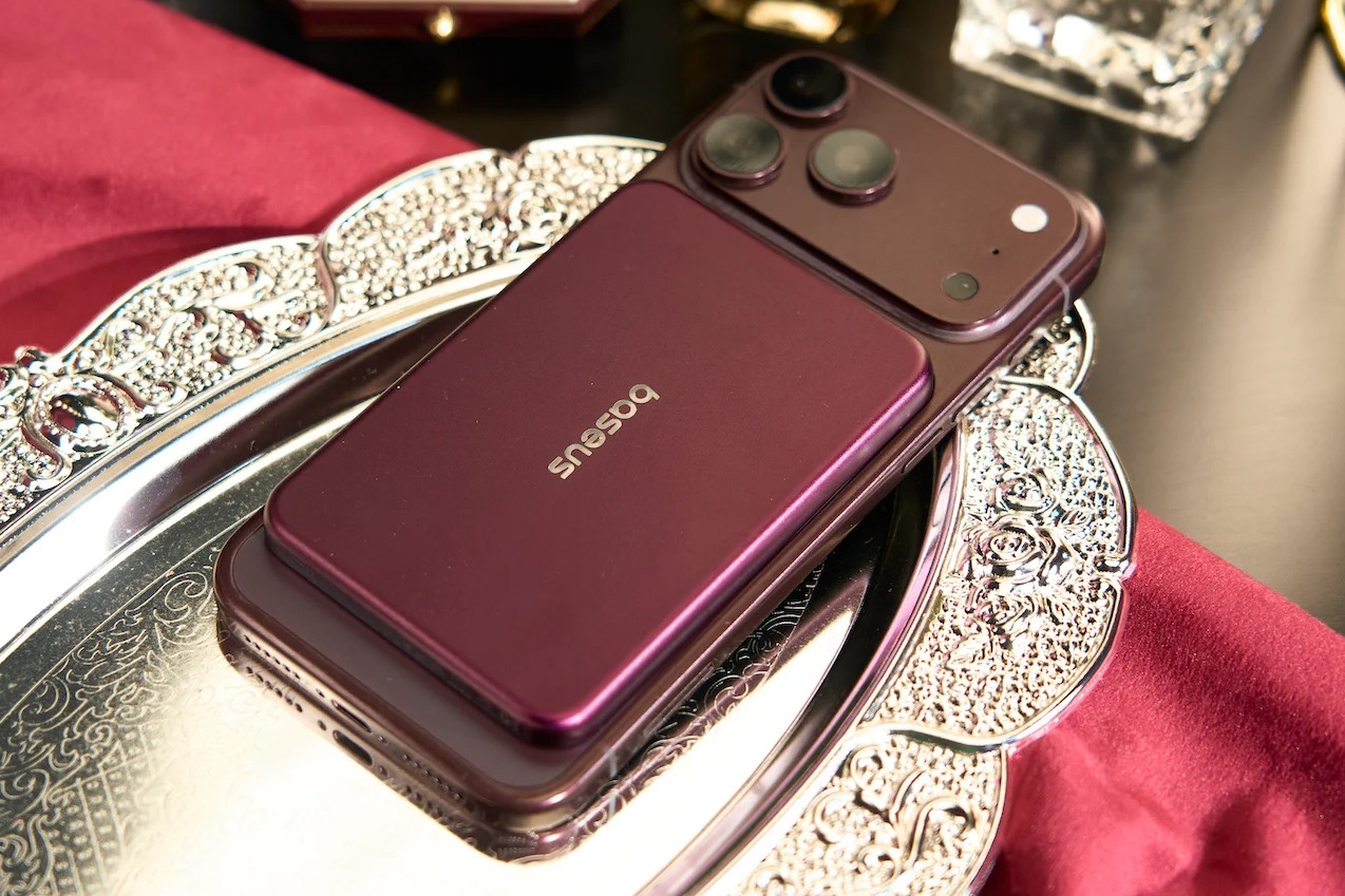 iPhone 18 Pro chưa ra mắt, loạt phụ kiện màu Dark Cherry bất ngờ lộ diện