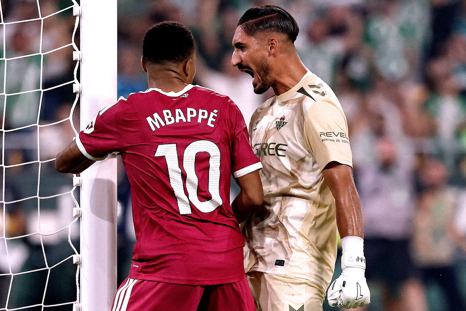 Mbappe Valles.jpg
