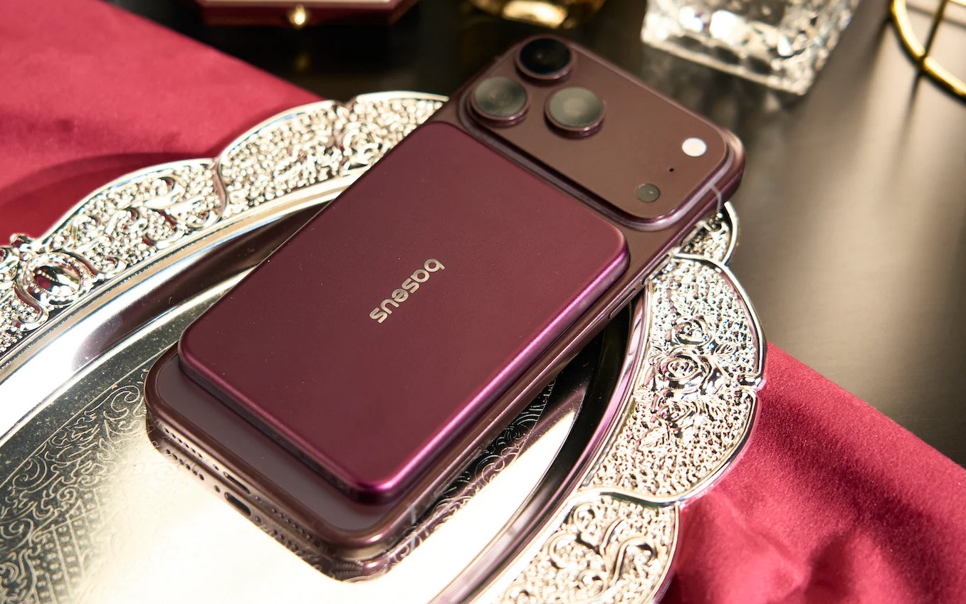 iPhone 18 Pro chưa ra mắt, loạt phụ kiện màu Dark Cherry bất ngờ lộ diện