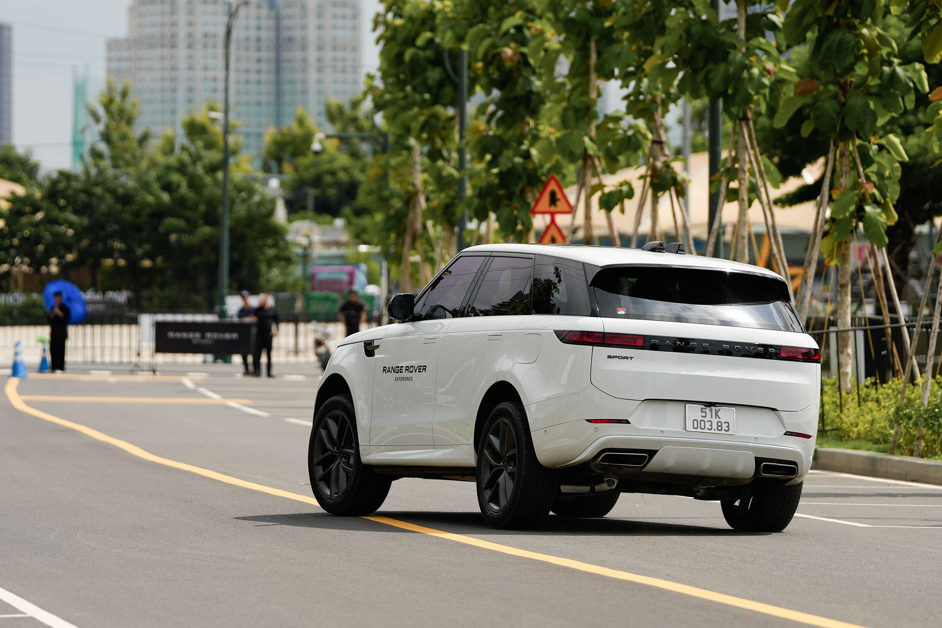 Range Rover Sport PHEV (3).jpg