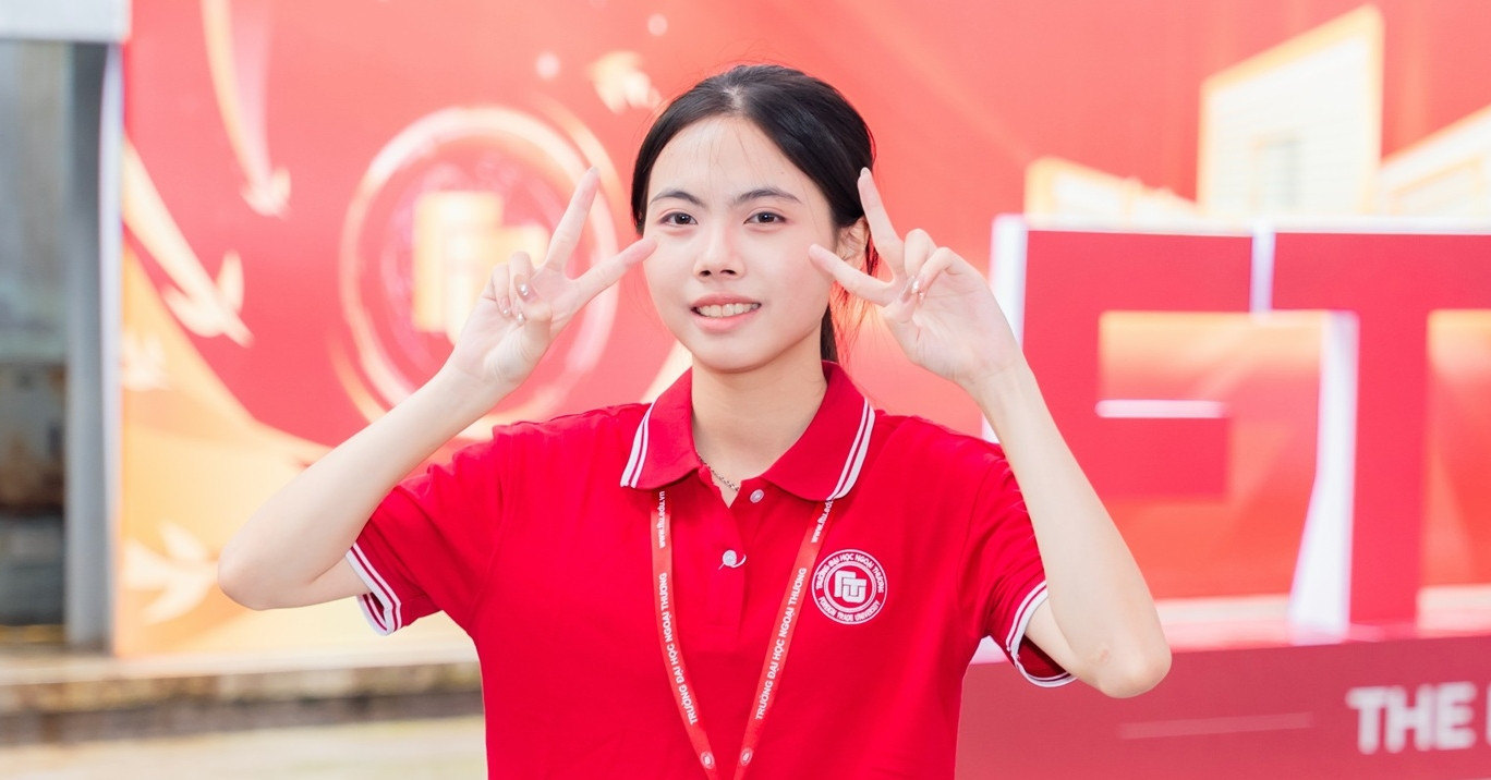 Thủ khoa thi tốt nghiệp THPT năm 2026 chọn theo học Trường ĐH Ngoại thương