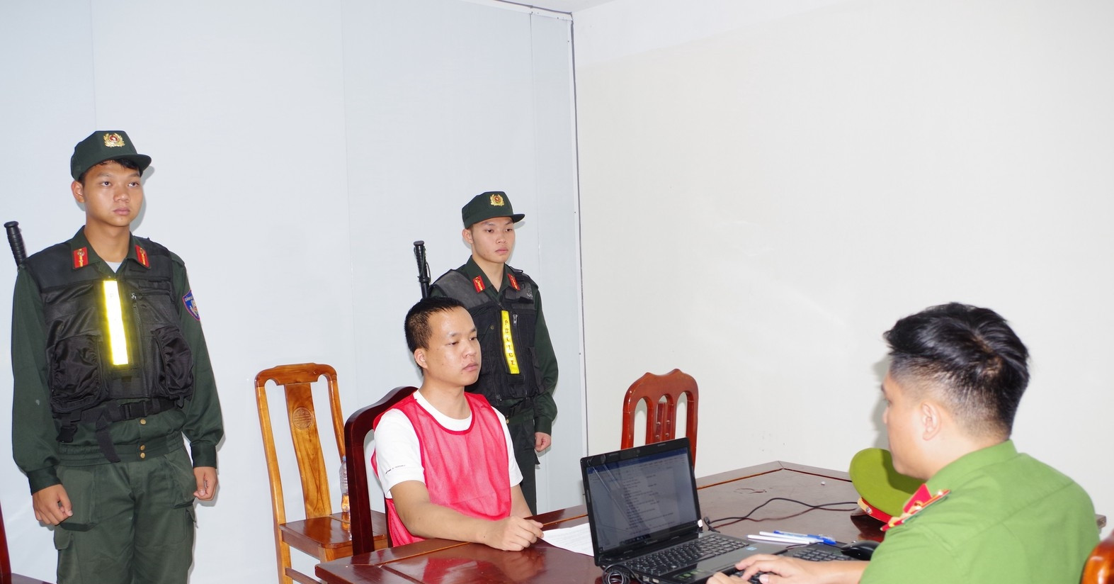Thượng tướng Nguyễn Văn Long đề nghị Công an Ninh Bình điều tra mở rộng vụ lừa đảo 250 tỷ đồng
