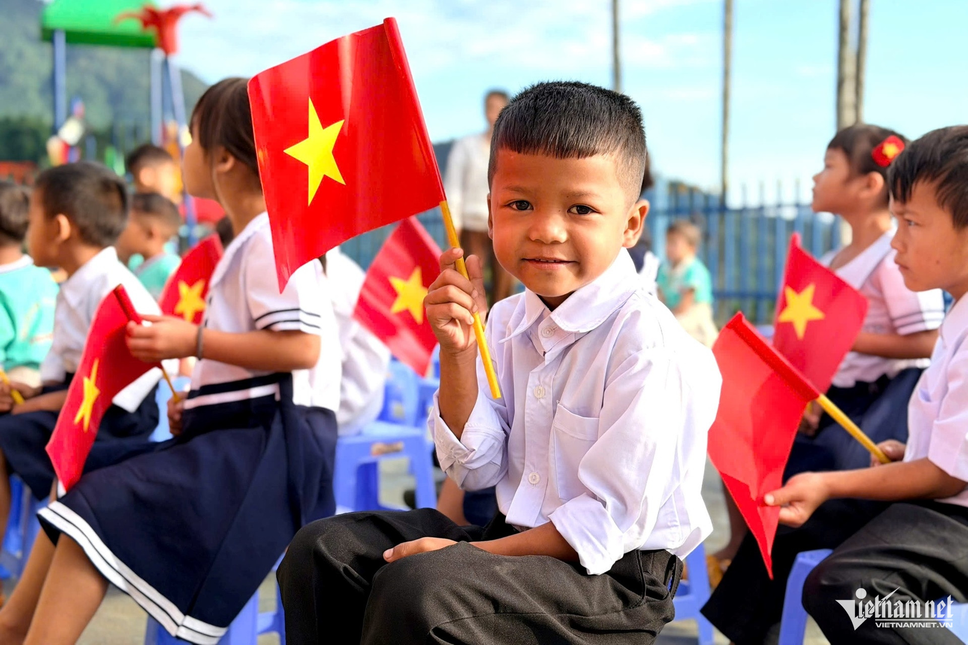 https://static-images.vnncdn.net/vps_images_publish/000001/000003/2026/9/5/w-anh-1-15-2325.jpg