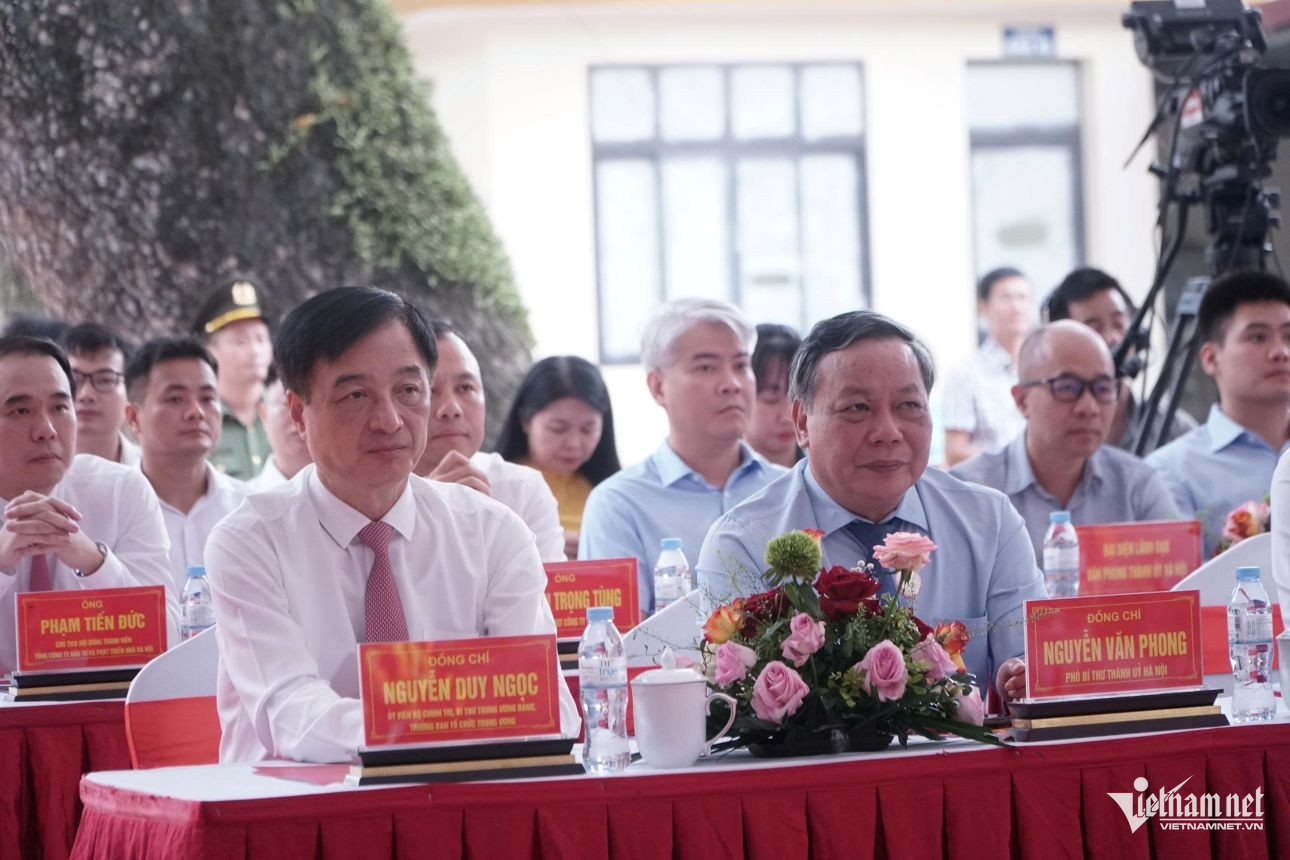 W-Ha Noi.jpg