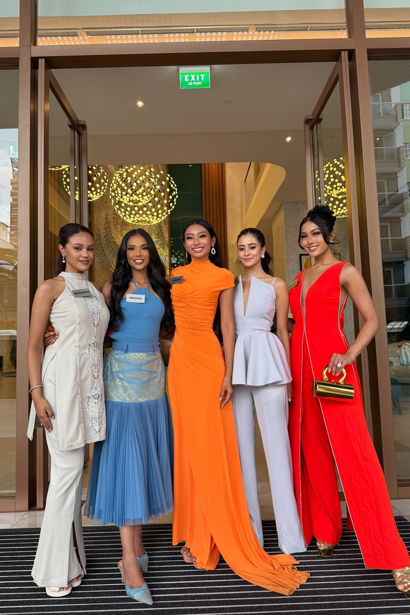 https://static-images.vnncdn.net/vps_images_publish/000001/000003/2026/9/6/miss-malaysia-004-464.jpg