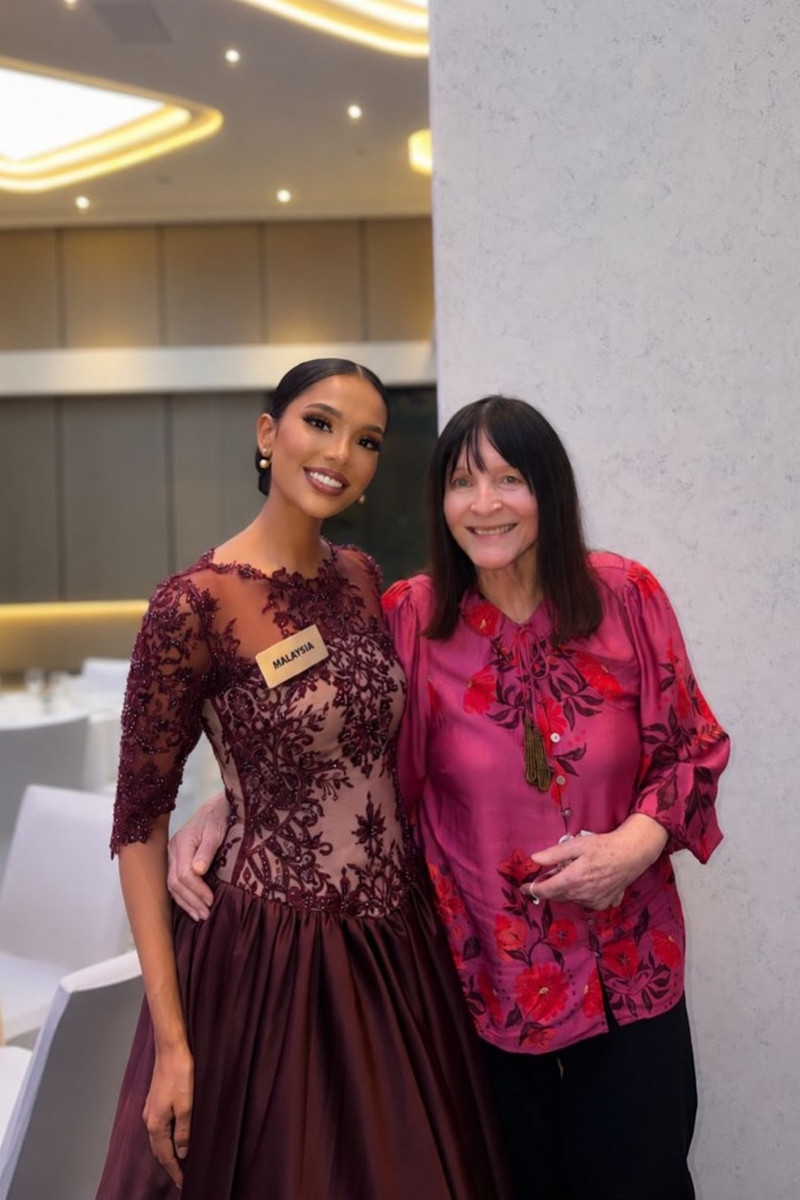 https://static-images.vnncdn.net/vps_images_publish/000001/000003/2026/9/6/miss-malaysia-013-453.jpg