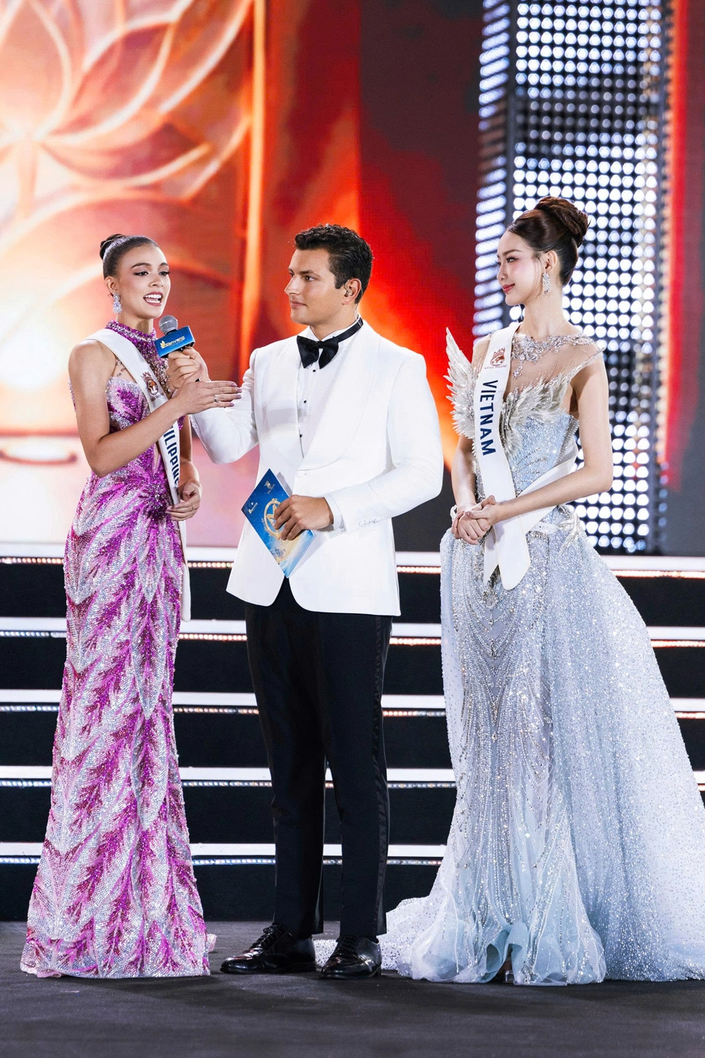 Miss World 2014.jpg