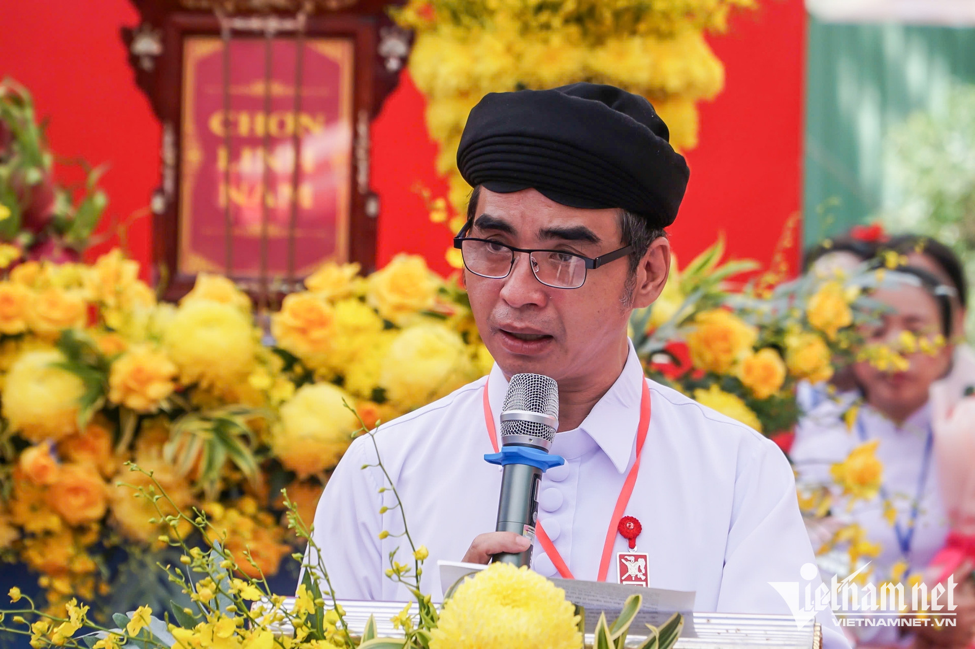 W-cao đài TPHCM nguyễn huế 10.jpg