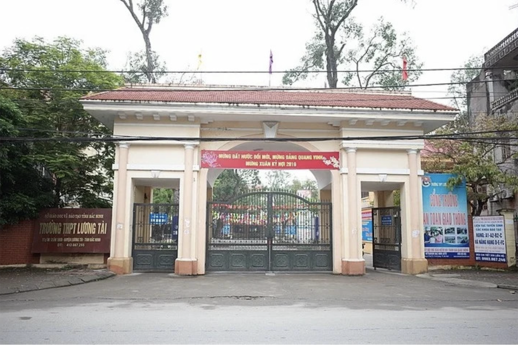 Chép bài của 'thủ khoa D01 Bắc Ninh', thí sinh bị trừ 50% điểm toán thi tốt nghiệp