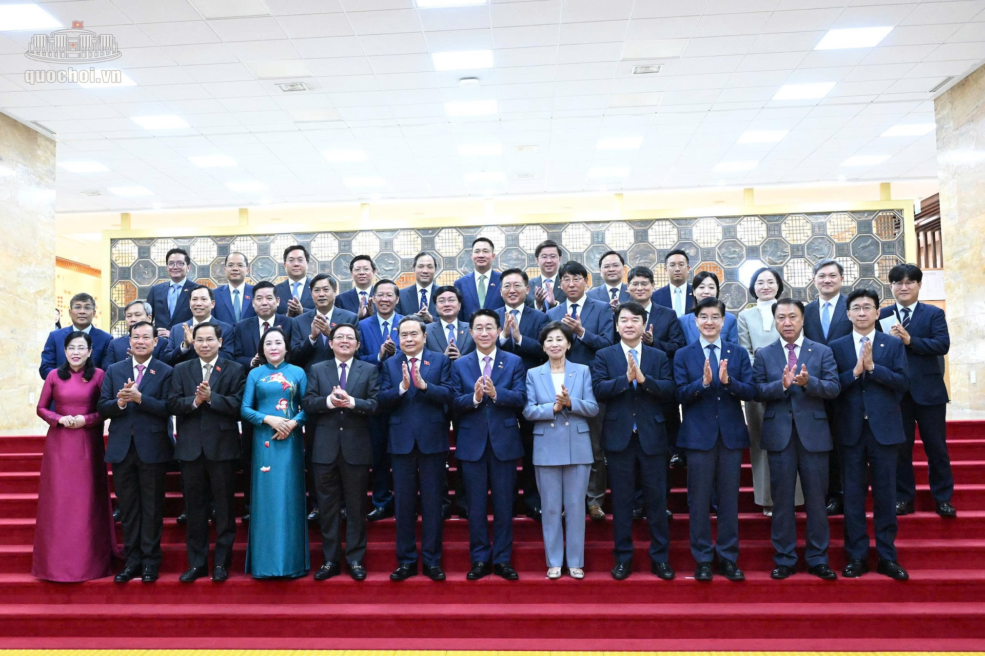 đoàn đại biểu hai nước