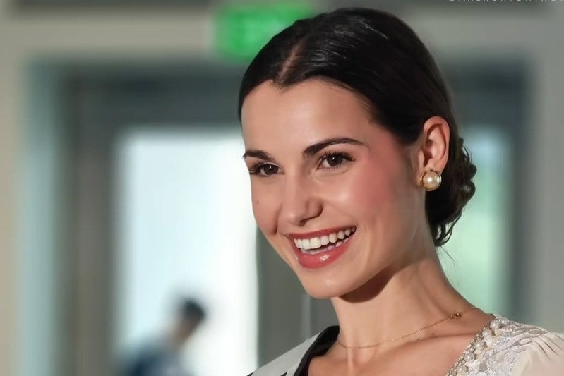 Mỹ nữ 22 tuổi có gia thế đặc biệt thắng Bảo Ngọc ở Miss World 2026 là ai?