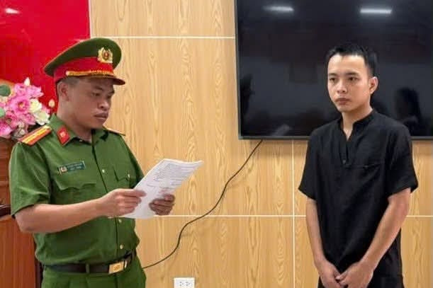 Sang Lào lập ổ livestream ‘vé cào trúng thưởng’, chiếm đoạt nhiều tỷ đồng
