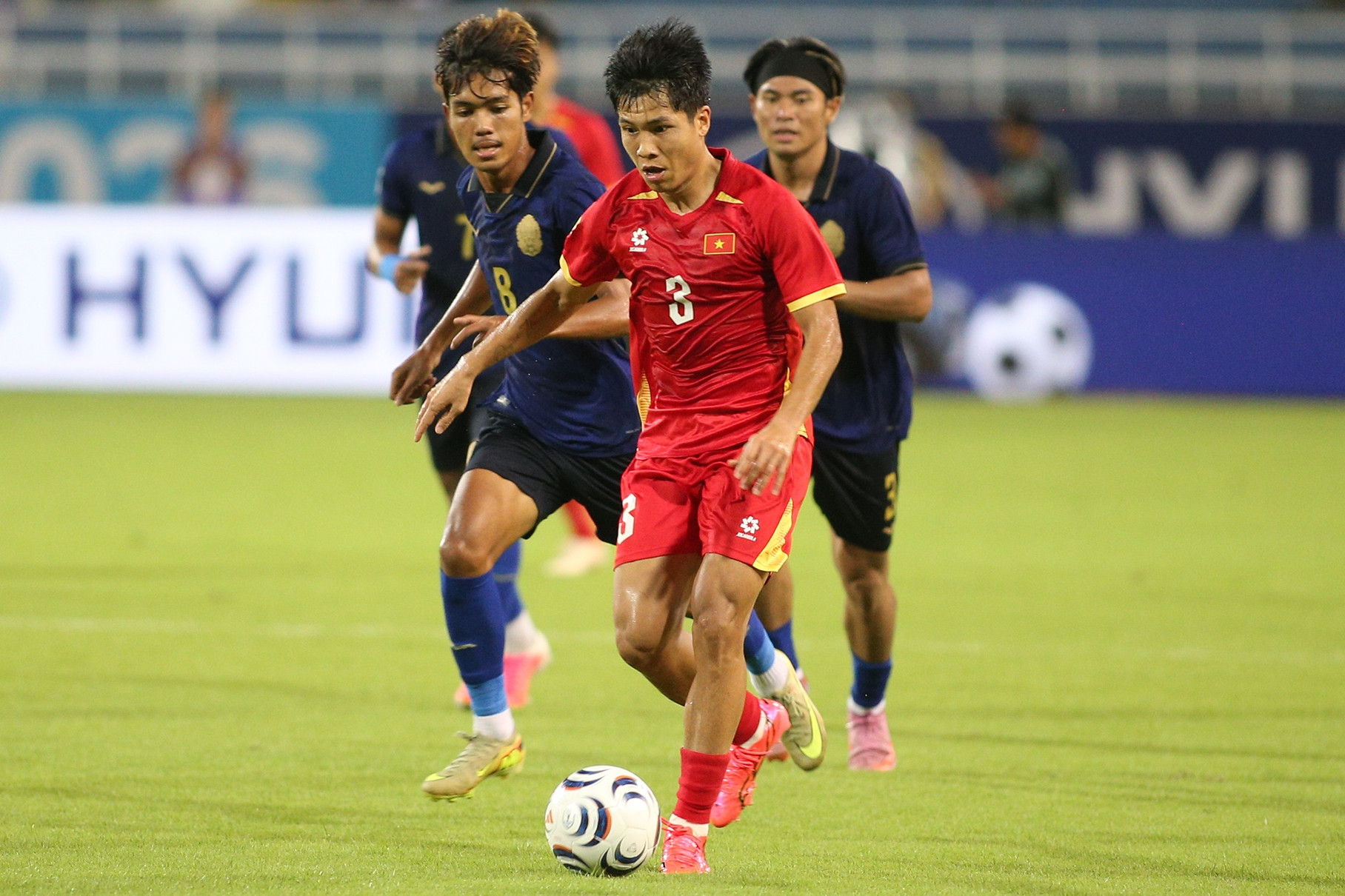 Thêm cầu thủ ở tuyển Việt Nam lỡ hẹn FIFA ASEAN Cup 2026