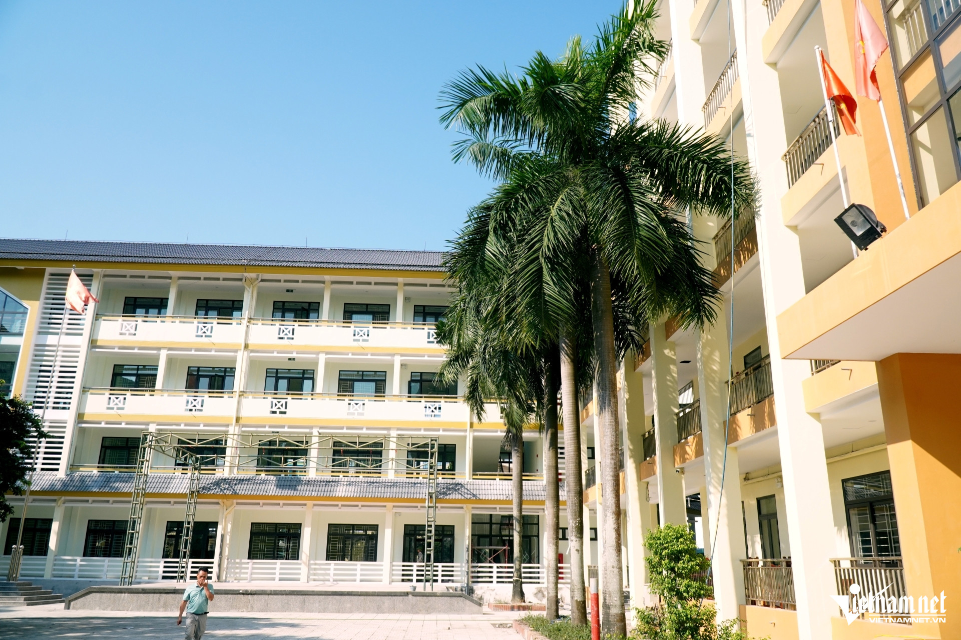 W-a8Bàn giao các hạng mục công trình.JPG.jpg