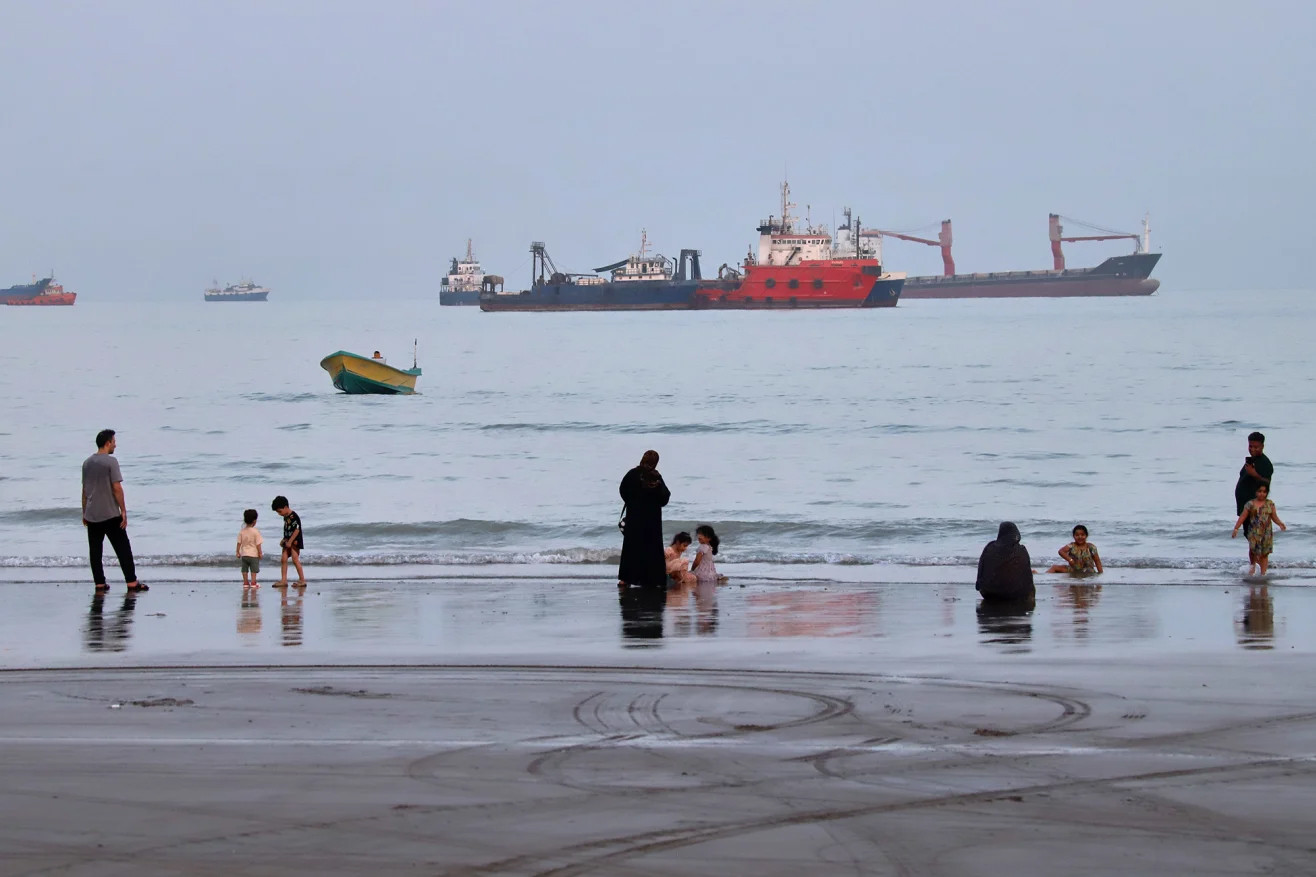 anh huong xung dot Iran ISNA.jpg