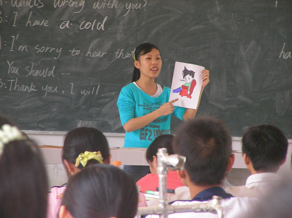 day tieng Anh.jpg