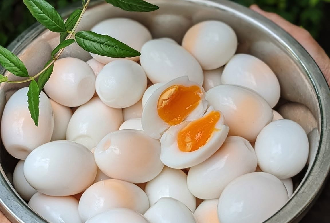 Luộc trứng vịt bao nhiêu phút thì chín, cách luộc dễ bóc vỏ?