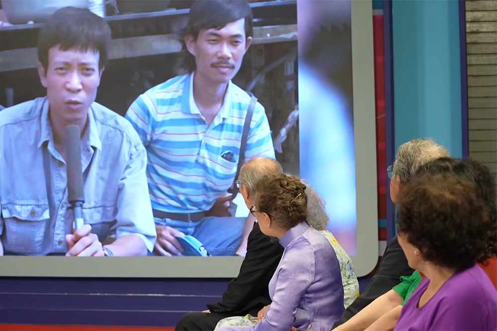 MC Lại Văn Sâm khác lạ không nhận ra