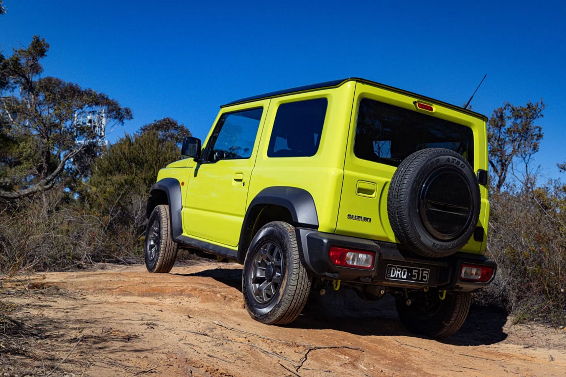 Suzuki Jimny (9).jpg