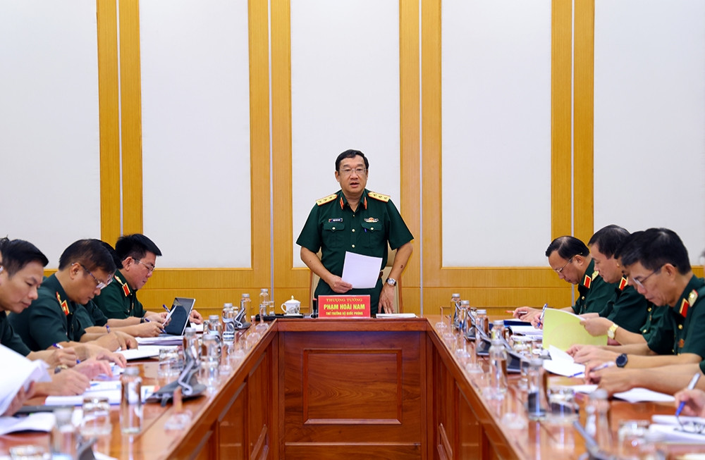 Thượng tướng Phạm Hoài Nam chủ trì buổi làm việc.